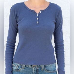 Brandy Melville long sleeve Henley top